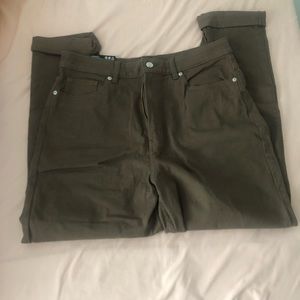 Brown H&M Loose Fit Mom Jeans Size 10 New With Tags